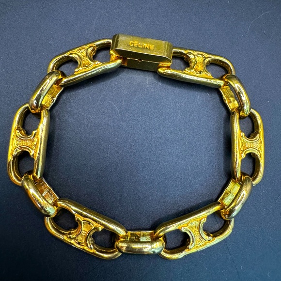 LOT 1087 24K gold plated Celine vintage triomphe bracelet - Picture 1 of 6